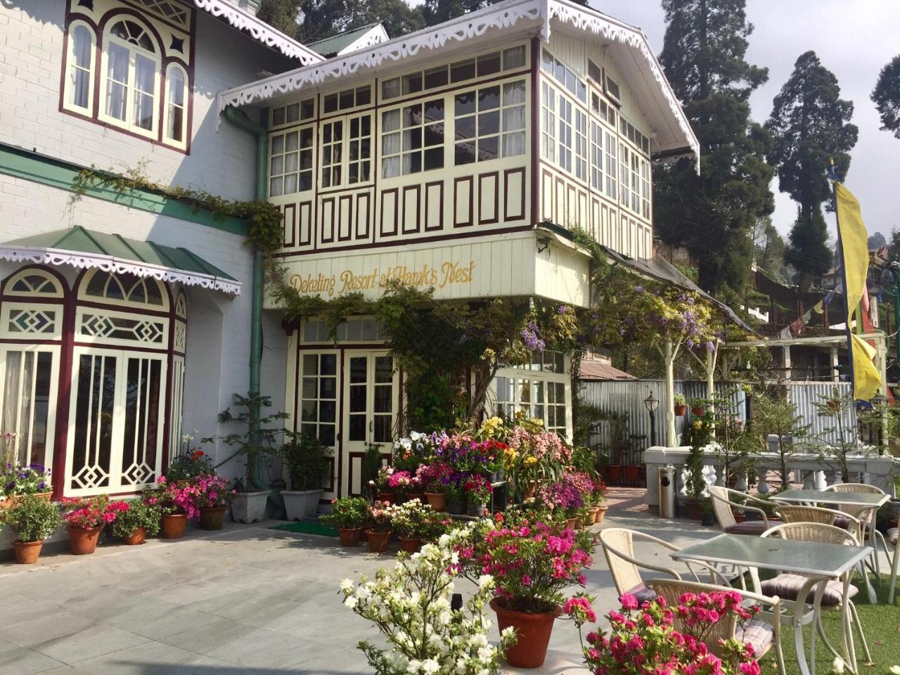 Dekeling Resort At Hawk'S Nest Darjeeling  Eksteriør billede